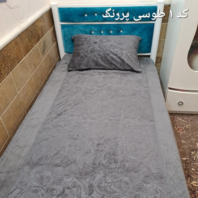 روتختی مخمل کشدوزی شده (نیم ست روتختی مخمل)