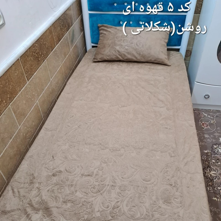 روتختی مخمل کشدوزی شده (نیم ست روتختی مخمل)