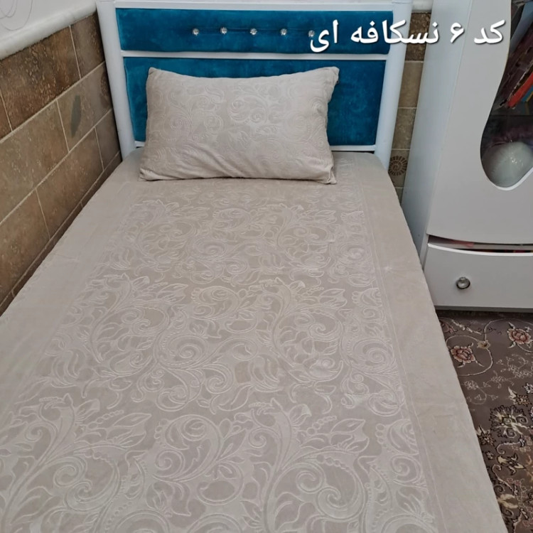 روتختی مخمل کشدوزی شده (نیم ست روتختی مخمل)