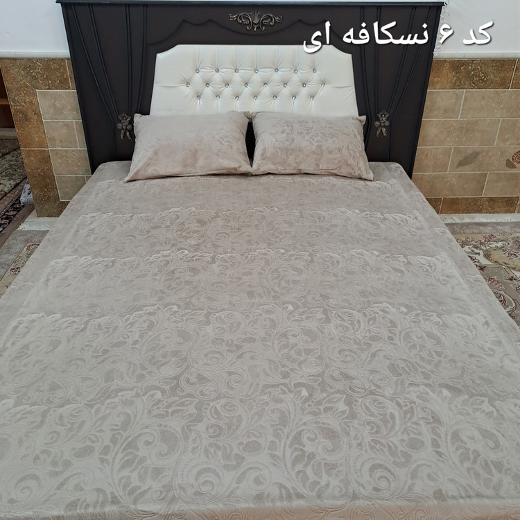 روتختی مخمل کشدوزی شده (نیم ست روتختی مخمل)